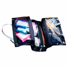 Cargar imagen en el visor de la galería, Cosmetiquera Stella con 3 compartimentos---CIDAM005