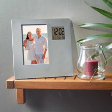 Cargar imagen en el visor de la galería, Portarretrato Hope con calendario y reloj---CIPRT500