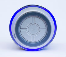 Cargar imagen en el visor de la galería, Bocina Metálica con bluetooth, con luz azul en la parte inferior creando un halo--TKTEC020