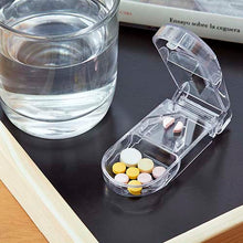 Cargar imagen en el visor de la galería, Pastillero Ever con corta pastillas---CIPT400