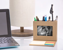 Cargar imagen en el visor de la galería, Estuche ecológico portarretratos, lapicera y notas adhesivas---DBA2575