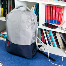Cargar imagen en el visor de la galería, Mochila bicolor en nylon---NVTX079