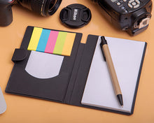 Cargar imagen en el visor de la galería, Estuche de papel reciclado con hojas, banderas y bolígrafo---DBA2573